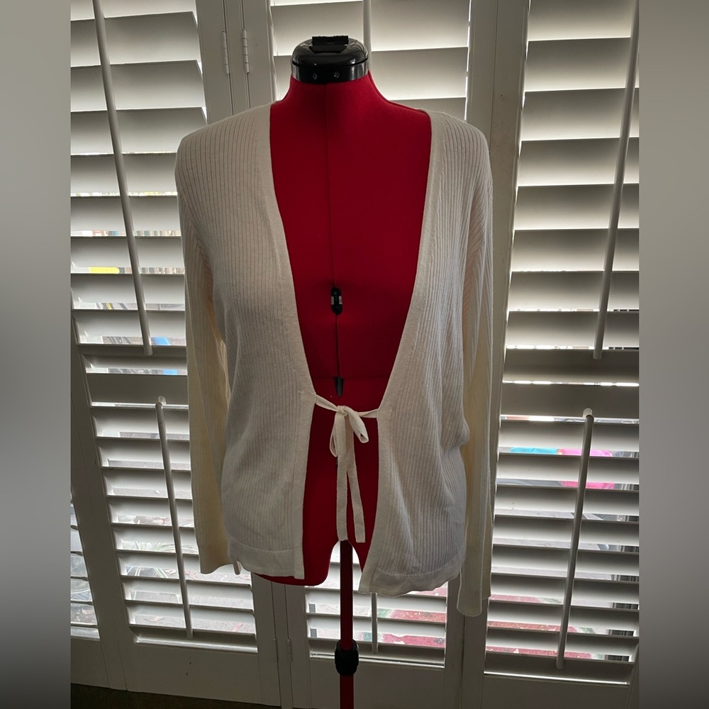 Torrid white tie front cardigan